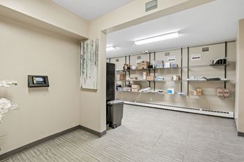 Luxer Package Room at Willow Pond, Burnsville, 55337